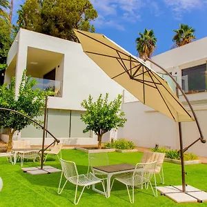 dimona-suites-apartamentos-turisticos.1costadelsol.com/